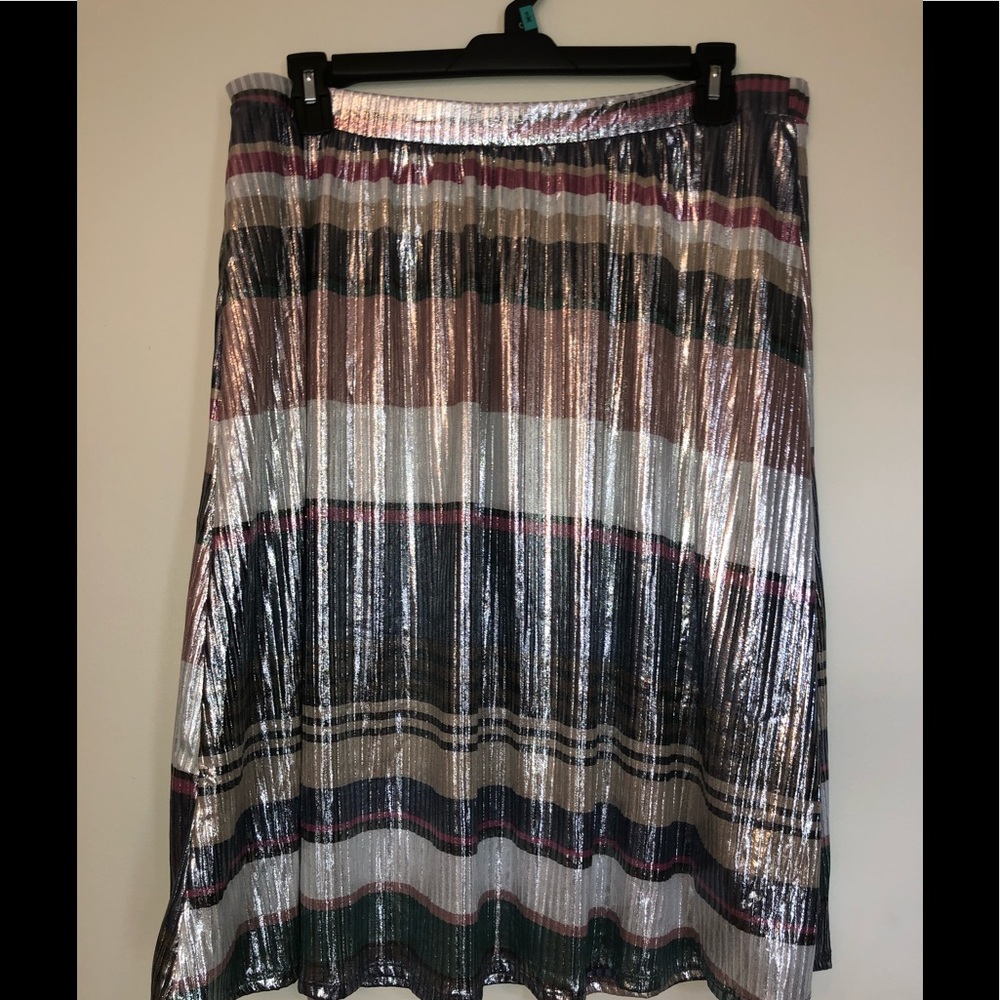 MODCLOTH METALLIC SKIRT ELASTIC WAIST JESSY B - Picture 2 of 7